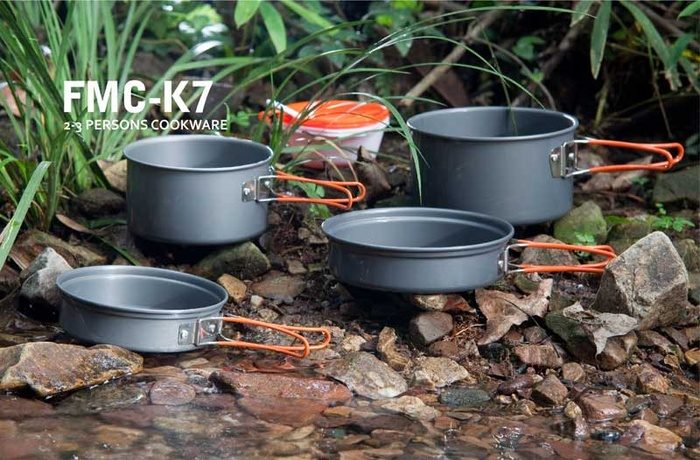 FM FMC K7 tableware set for 2-3 people.