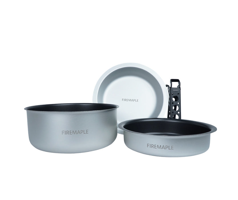 FM Frost Ultralight tableware set for 1-2 people.