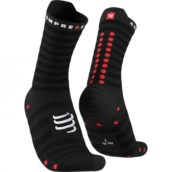 CS Škarpetki Pro Racing Socks v4.0 Ultralight Run High, Black/Red, T4