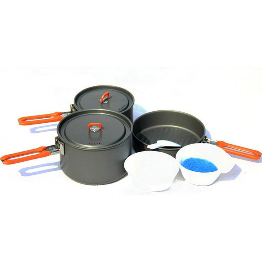 FM Feast 3 Orange tableware set for 2-3 people.