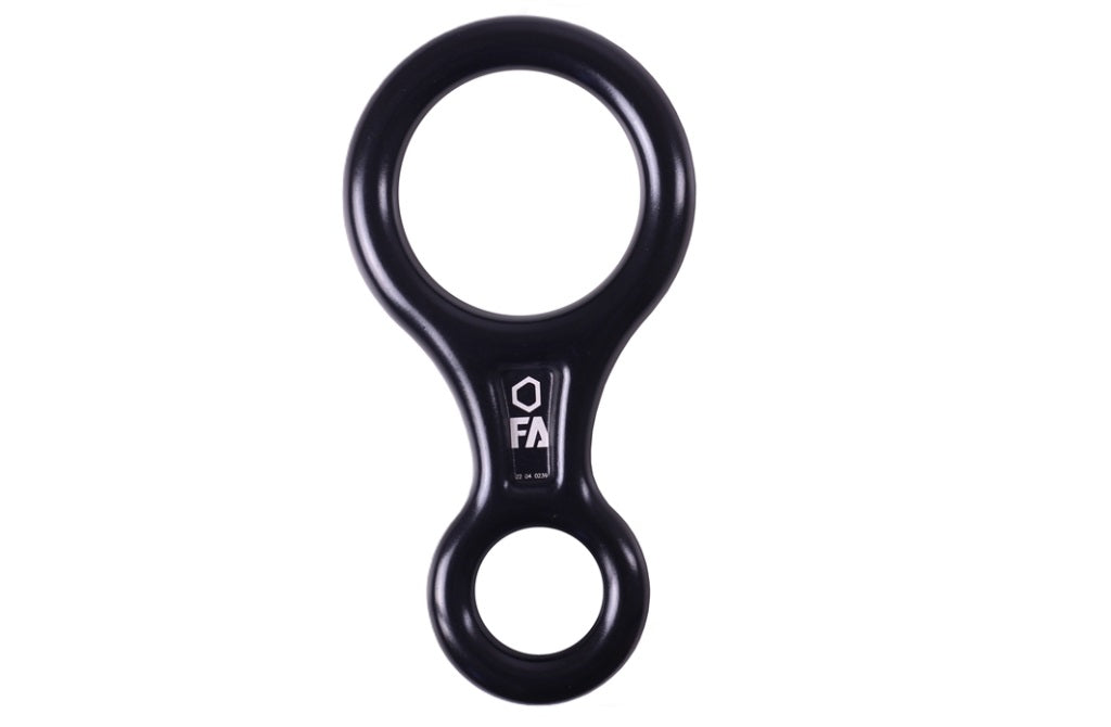 FA Eight 8 L BLACK